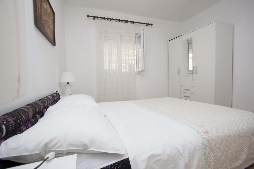 Apartments Dino Makarska Luaran gambar
