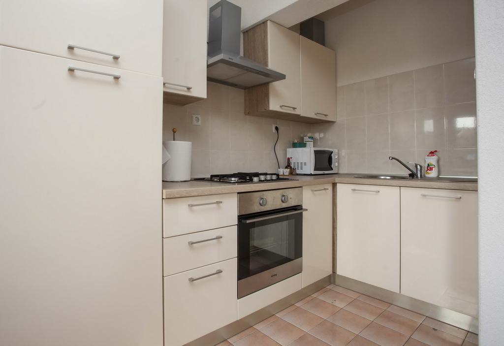 Apartments Dino Makarska Luaran gambar